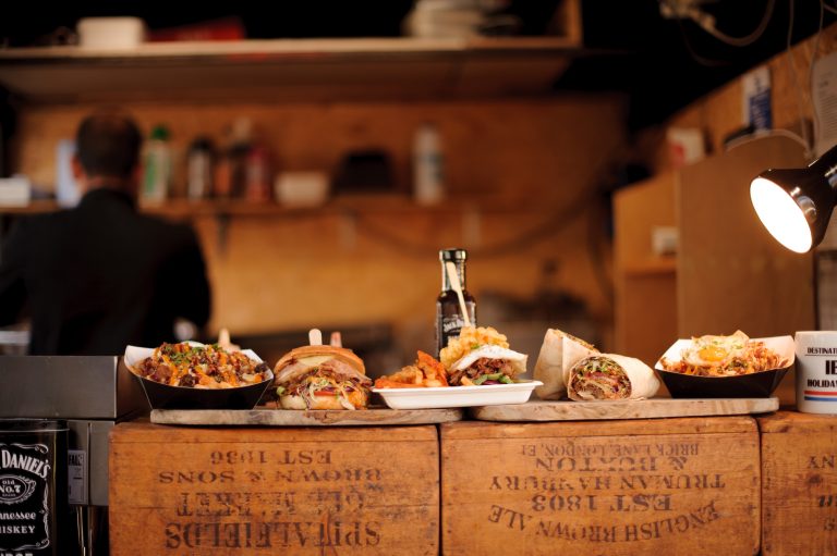 Foodtrucks boeken | ToetToetFood